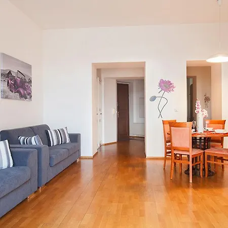 Riverview Apartman